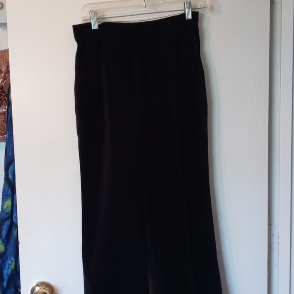 St. John Sport Ladies Velour Pants
